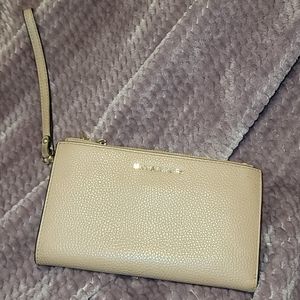 Michael Kors wristlet